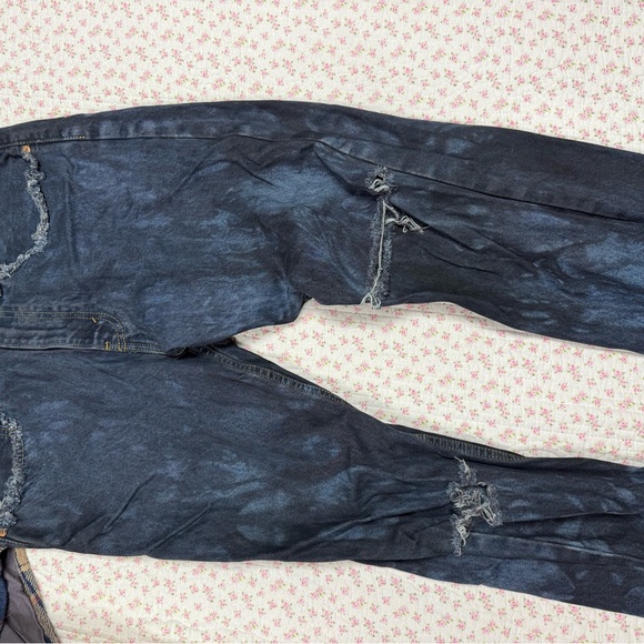 Random Jeans - Picture 11 of 15